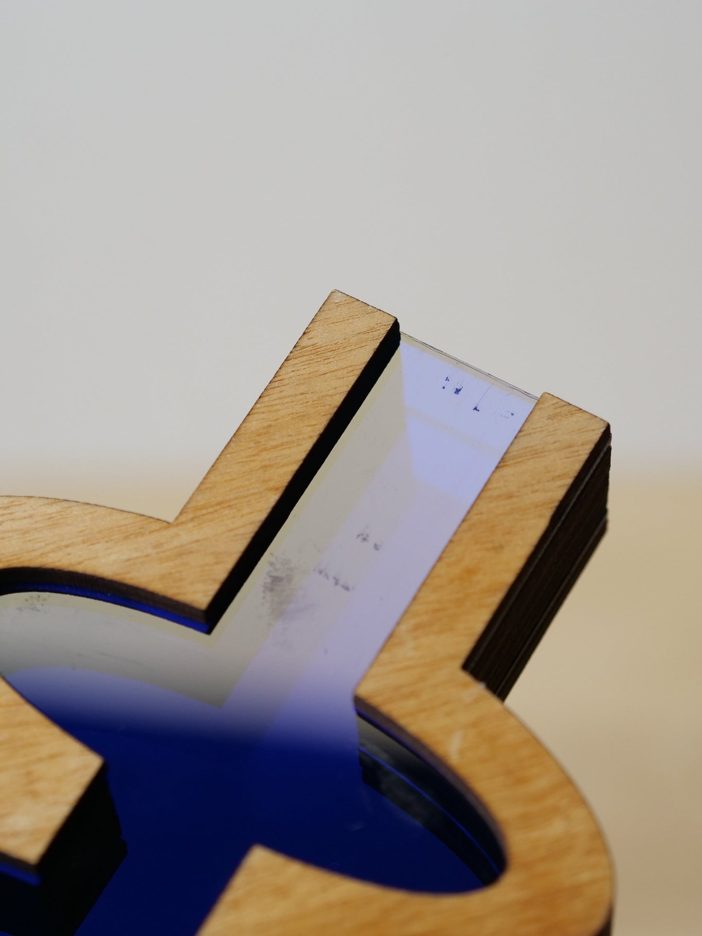 SECONDS - Barbra Vase featuring oak veneer - 12cm