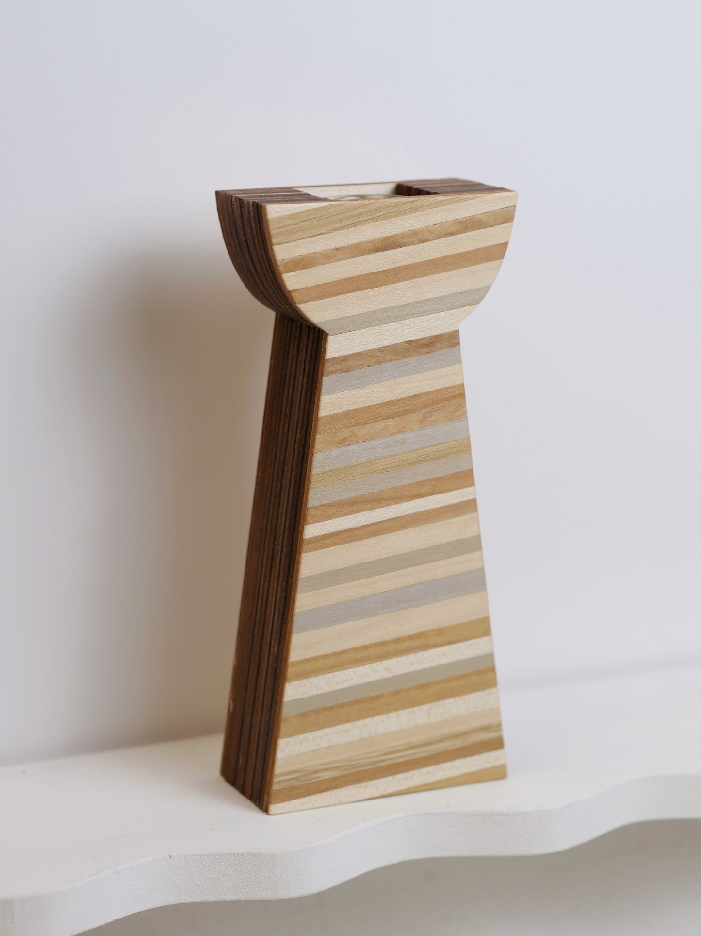 Monty Silhouette Bud Vase with veneer - 17cm
