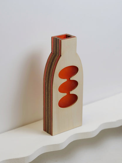 Clive featuring squiggle window - 18cm