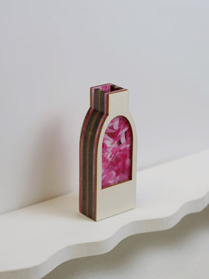 SECONDS - Clive Vase featuring marbled pink - 12cm