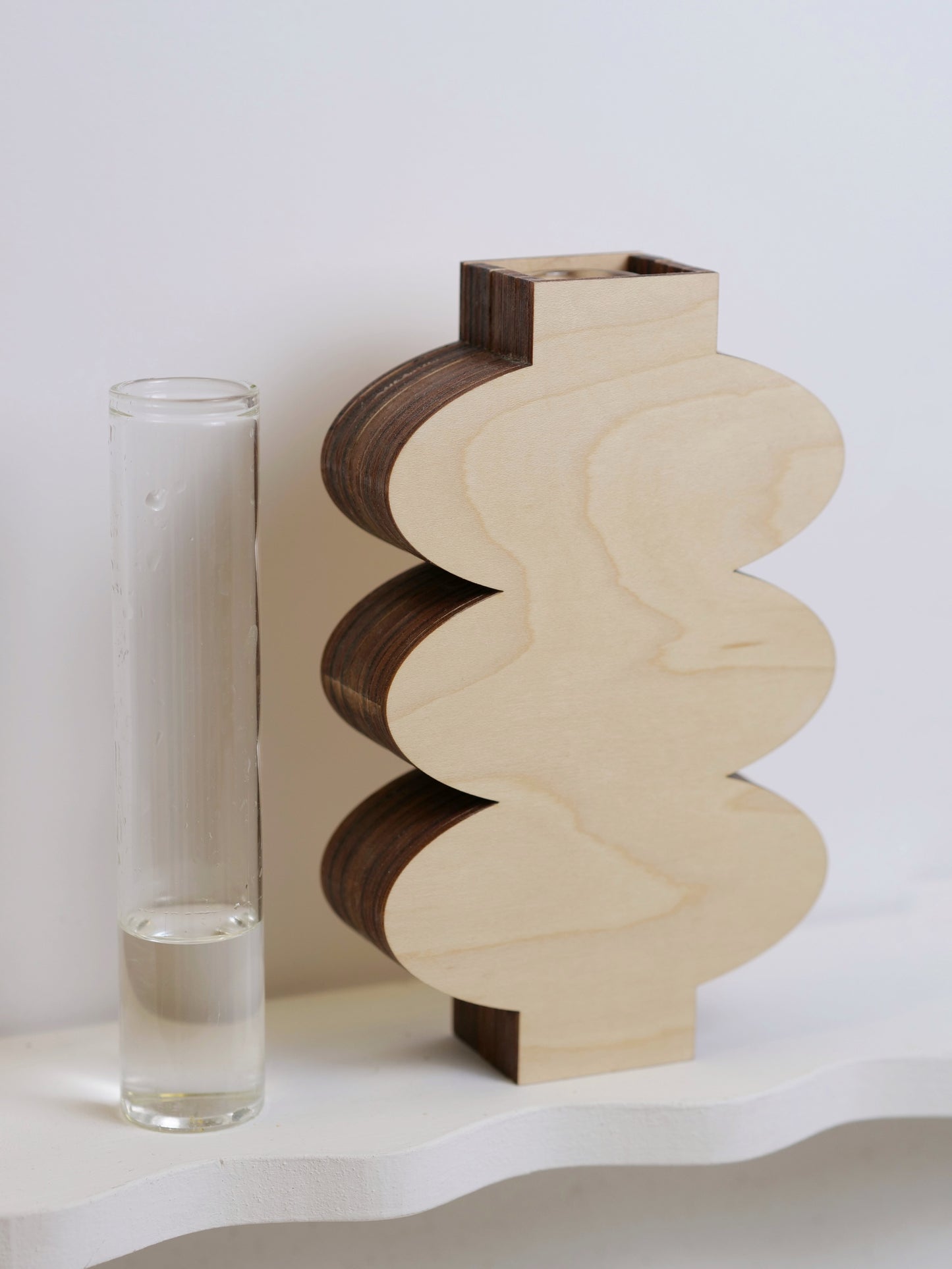 Jenny Silhouette Bud Vase - 17cm