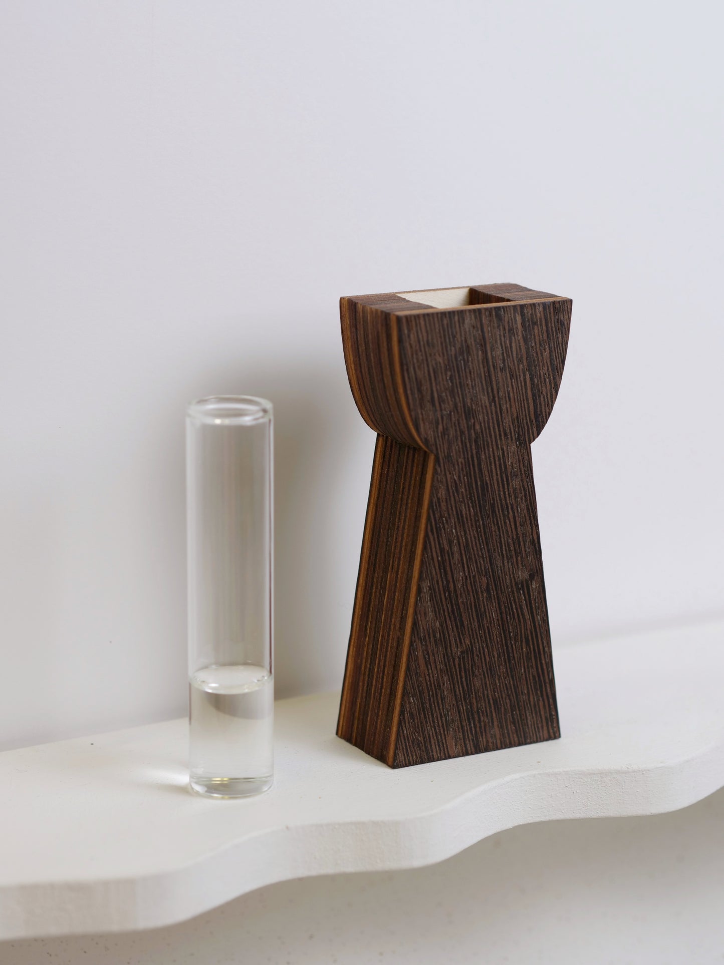 Monty Silhouette Bud Vase with veneer - 12cm