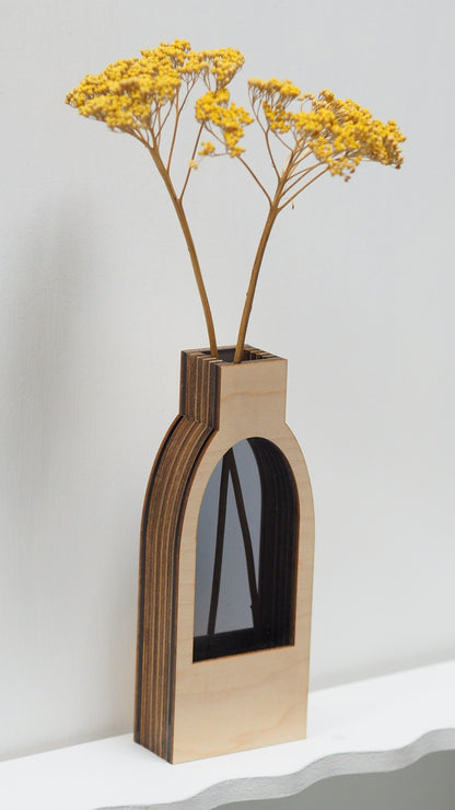 Clive Vases - 22cm